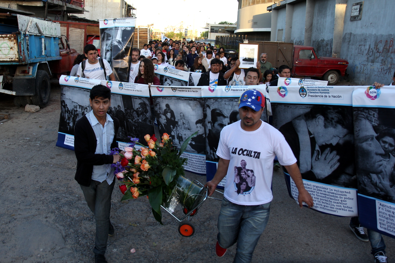 HOMENAJE AL PADRE MUGICA EN EL ANIVERSARIO DE SU ...